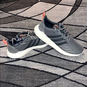 Adidas shoes w/original box